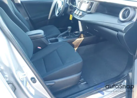 2017 Toyota Rav4 Le z USA, uszkodzony, nr VIN 2T3BFREV0HW584973